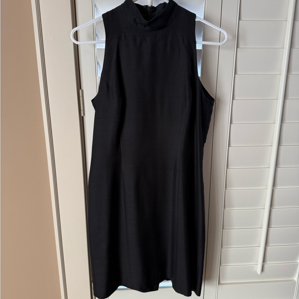 Hugo Buscati Size 8 Elegant Black Sleeveless Dress